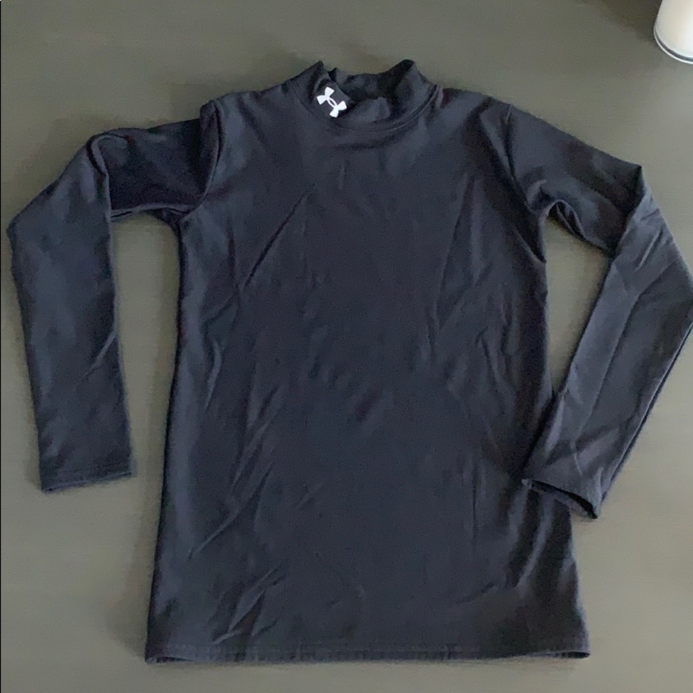 UnderArmour dual layer coldgear mock turtleneck